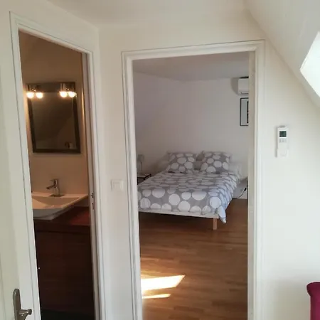 Bed & Breakfast De L'autre Cote Garlin