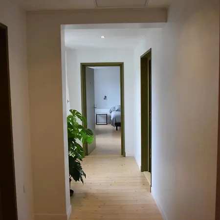 De L'autre Cote 3*