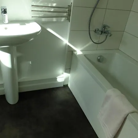 De L'autre Cote Garlin