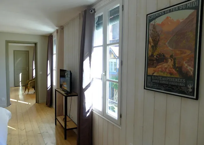 De L'autre Cote Bed & Breakfast Garlin